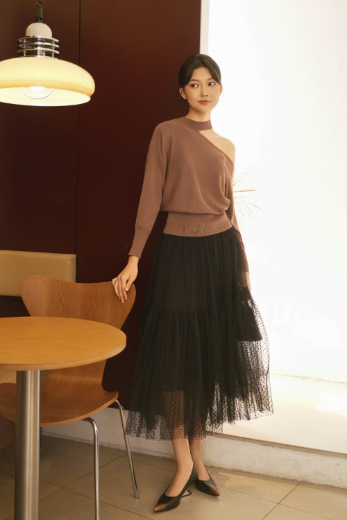 Sixdo Brown Cold Shoulder Knit Blouse